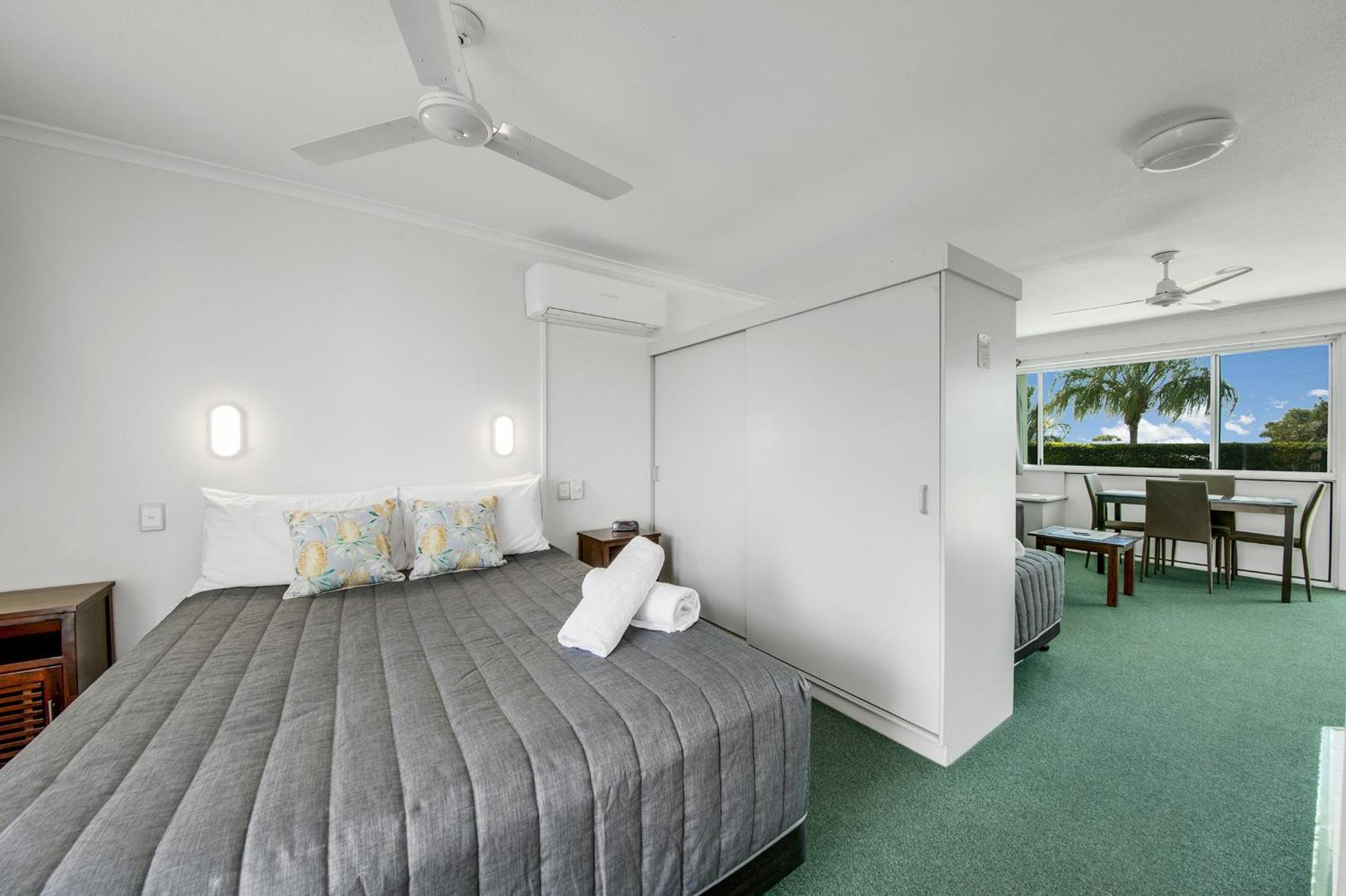 Reef Adventureland Motor Inn Таннум-Сендс Екстер'єр фото