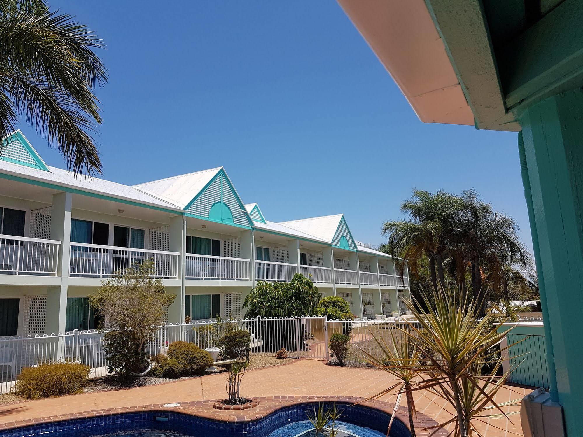 Reef Adventureland Motor Inn Таннум-Сендс Екстер'єр фото